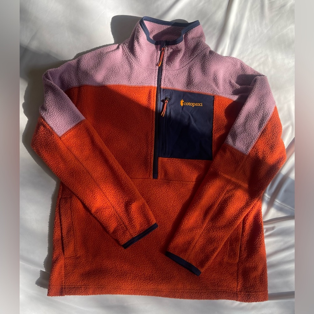 Cotopaxi sweater